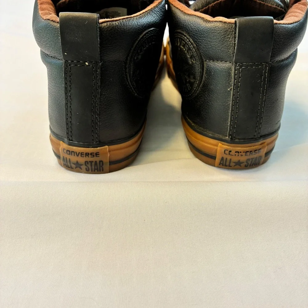 Converse Chuck Taylor All Star Street Mid Black Leather Gum Sole 645196C Size 6Y